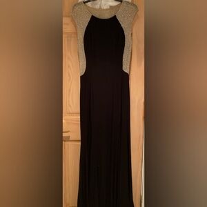 Xscape size 16 gown, featuring embellished scalloped illusion with crystals